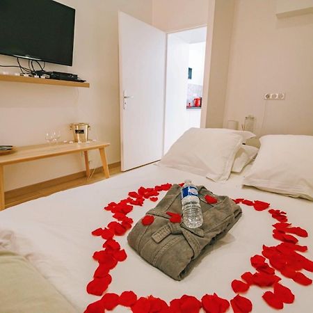 Spa Appartement O Temps Suspendu Reims Centre Sauna Et Jacuzzi Esterno foto